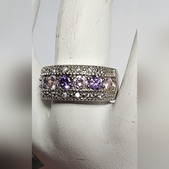 PURPLE PRINCESS RING SIZE 8 - Picture 1 of 11